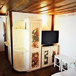 за гости The Old House Hotel Velingrad