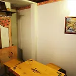 за гости The Old House 3*