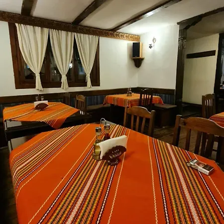 за гости The Old House 3* Welingrad