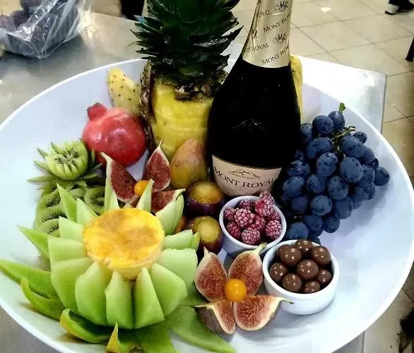 за гости The Old House 3* ヴェリングラード