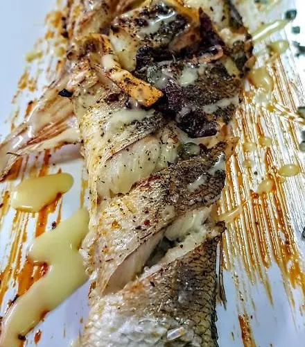 за гости The Old House