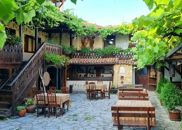 Hotel за гости The Old House 3*