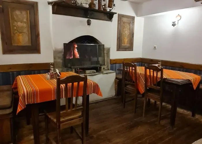 за гости The Old House Hotel Velingrad