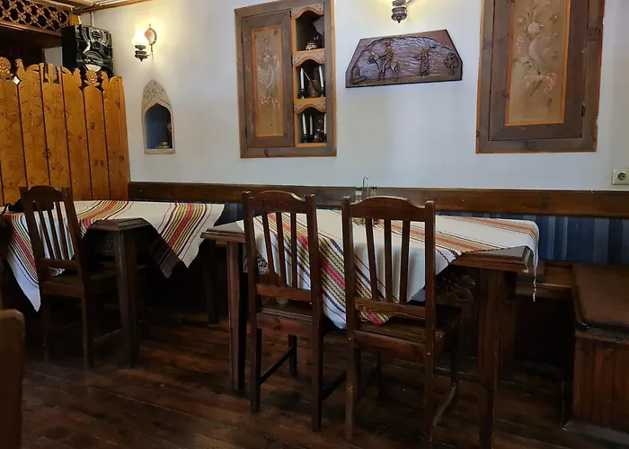 за гости The Old House ホテル